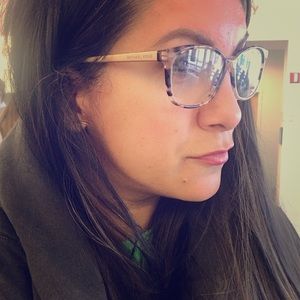 Meet your Posher, Patricia